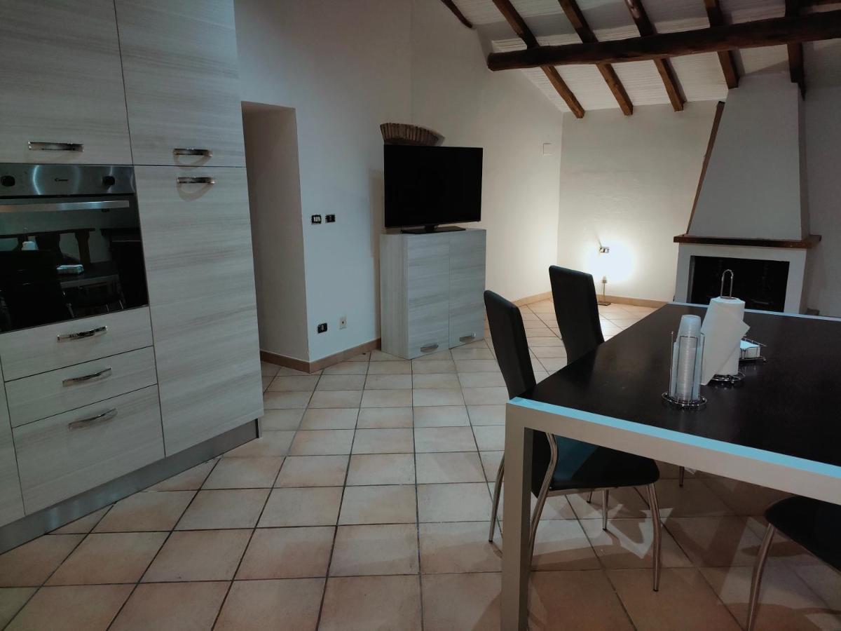 Francigena Viterbo Apartment Con Parcheggio Gratuito A Soli 2 Minuti Buitenkant foto